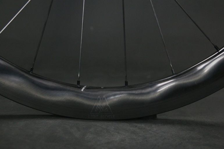 Used Light Bicycle AR465 Flyweight DT SWISS 240 Carbon Laufradsatz 2023 bike — image 4 of 7