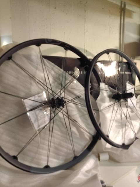 自転車本体 Crank Brothers Iodine Wheelset NonBoost 自転車本体 Crank Brothers Iodine Wheelset NonBoost Crank Brothers