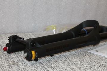 Brugt Sr Suntour DUROLUX 38 2023 bike — billede 8 af 20