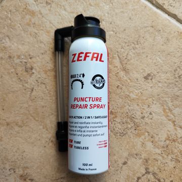 Tweedehands Spray de reparação de pneus Zefal 100 ml Tyres & Tubes