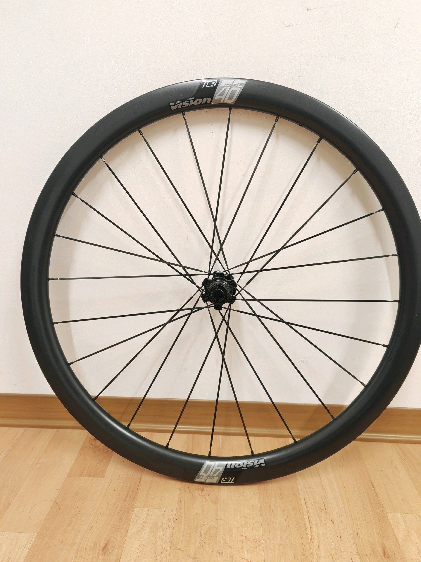 VISION SC40 TLR Vision SC 40 Wheelset - 28