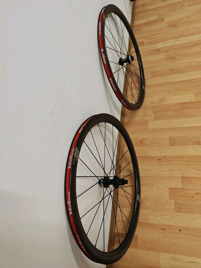 Used Vision tlr sc40 2022 bike — image 4 of 4