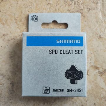 Tweedehands Shimano Conjunto Cleats Shimano SM-SH51 SPD sem porca de fixação Drivetrain & Pedals