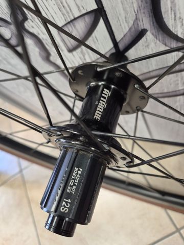 Used Attaque 45 db 2024 bike — image 9 of 10