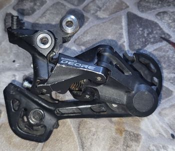 Gebrauchtes Shimano Deore RDM5120 Drivetrain & Pedals