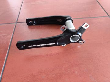 Brugt Fsa bielas aluminio v prive bb30 2009 bike — billede 5 af 5