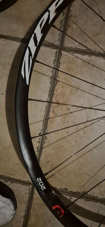 Used Zipp 202 2023 bike — image 3 of 4