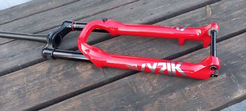 Gebrauchtes RockShox Lyrik Ultimate Gloss red 160 mm 2023 Fork