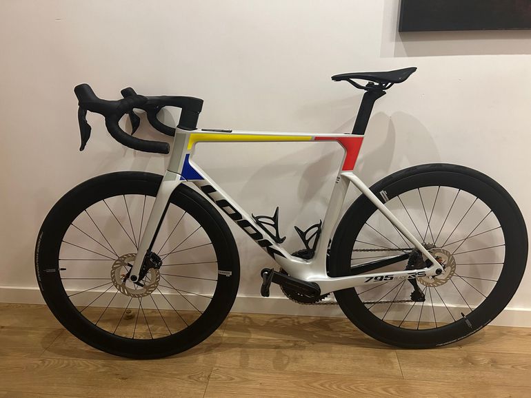 Used Look R50D 2025 bike — image 2 of 2
