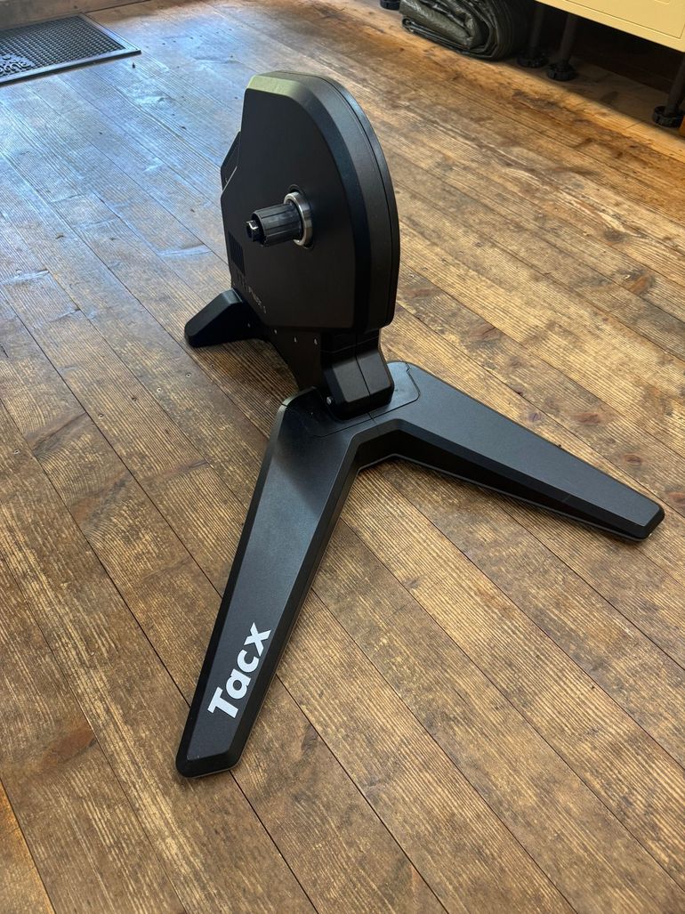 Tacx Flux S smart null