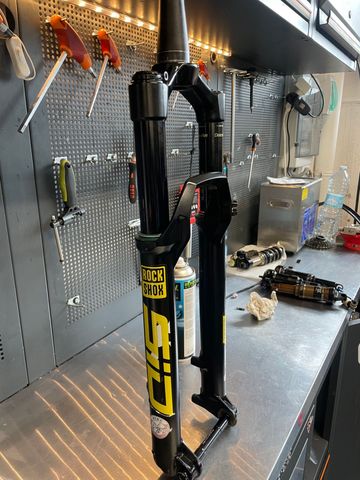 Brugt RockShox sid ultimate 2022 bike — billede 3 af 3
