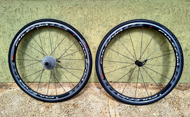 【美品】FULCRUM RACING QUATTRO LG レーシングクアトロ LG CX| フルクラム（FULCRUM）ホイールの通販店舗