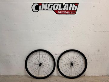 Used Bontrager Aeolus Pro 37 2022 Wheels