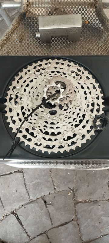 Used Shimano deore 2025 Drivetrain & Pedals