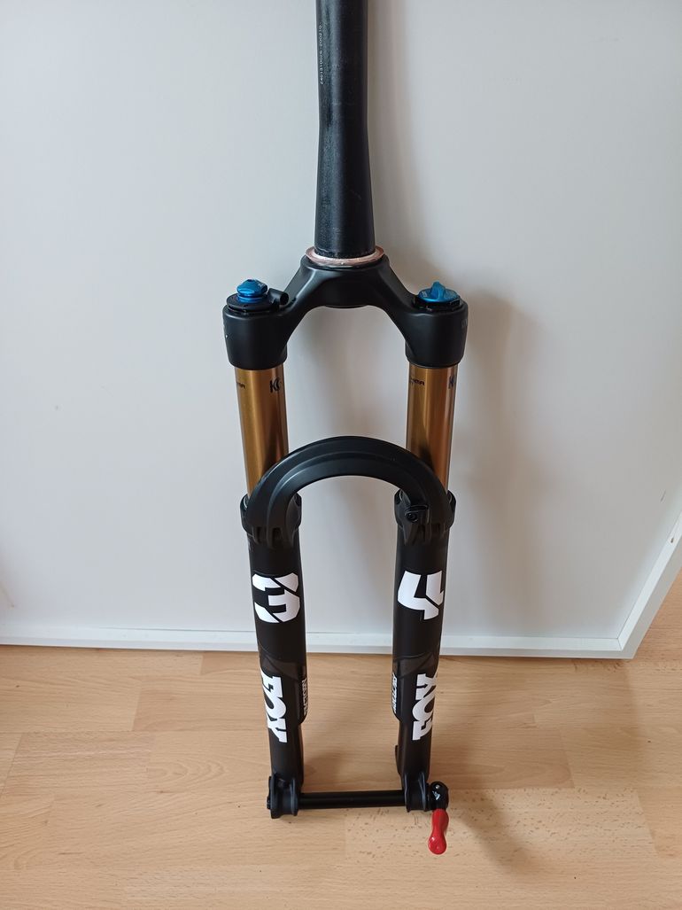 Fox Fox 34 Float SC Factory 120 Grip SL Remote-Adj Push to lock 2025