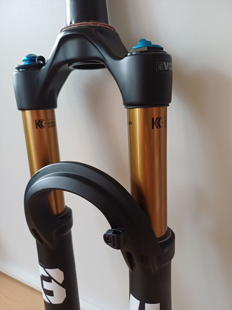 Fox Fox 34 Float SC Factory 120 Grip SL Remote-Adj Push to lock 2025