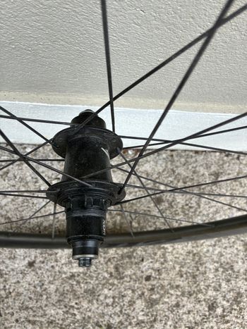 Brugt Zipp Firecrest 302 2018 bike — billede 2 af 3