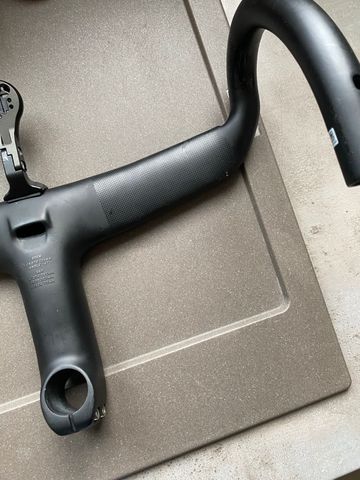Used YKYN Full carbon Integrated 2025 bike — image 4 of 8