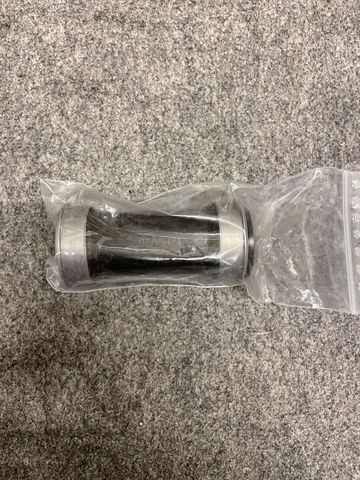 Tweedehands SRAM DUB Pressfit 86.5 2024 bike