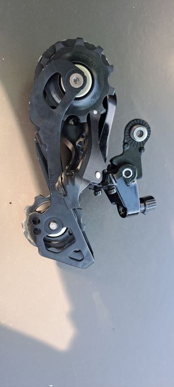 Used Shimano 105 2025 bike — image 3 of 3