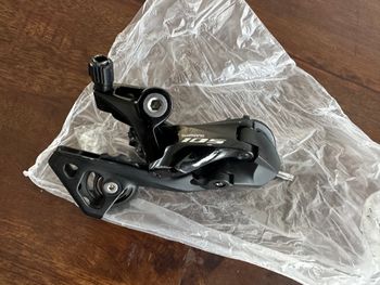 Brugt Shimano 105 R7000 2019 Drivetrain & Pedals