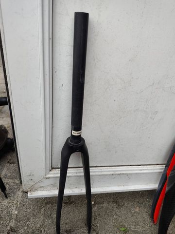 Käytetty Eddy merckx full carbon 2015 Fork