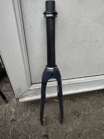 Käytetty Airbone full carbon misteal Fork