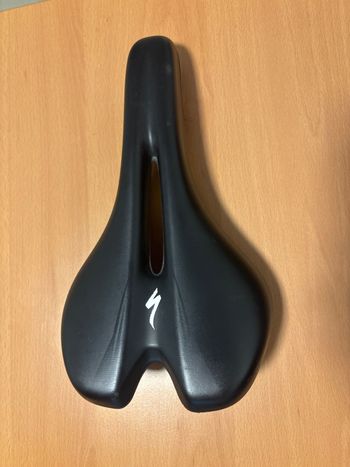 Brugt Specialized Sattel Saddles & Seatposts