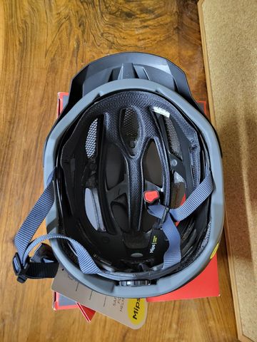 Brugt Alpina Apax MIPS MTB 2024 bike — billede 7 af 7
