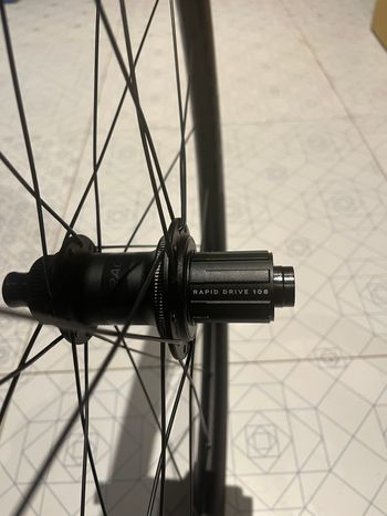 Tweedehands Bontrager Aeolus Elite 35v 2024 bike — afbeelding 4 van 6