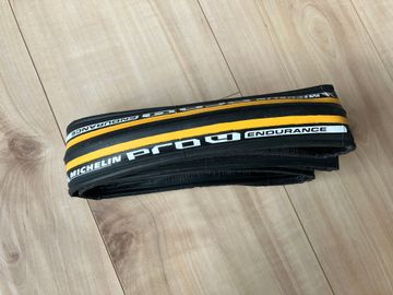 Gebrauchtes Michelin Pneu vélo route MICHELIN PRO4 Endurance 23 mm Tyres & Tubes