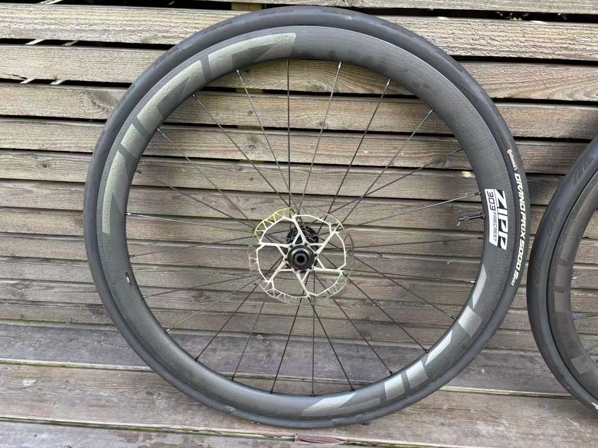 Zipp 303 Firecrest Tubeless 2023