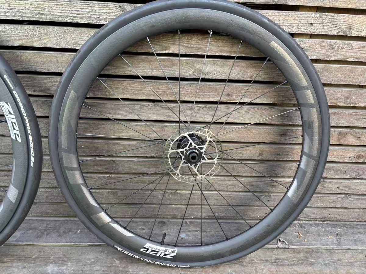 Zipp 303 Firecrest Tubeless 2023