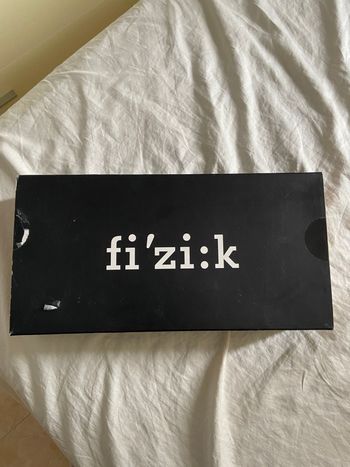 Used Fizik antares R3 versus evo 2024 bike — image 6 of 6