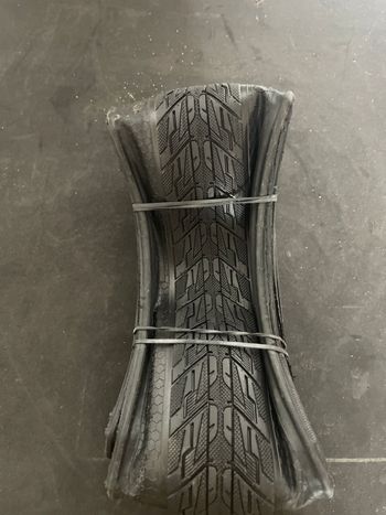 Used Vee Tires speedbooster 20x1.60 2024 bike — image 2 of 3