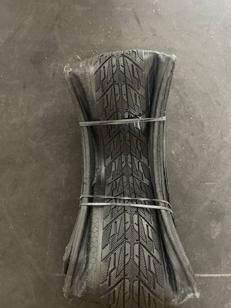 Used Vee Tires speedbooster 20x1.60 2024 bike — image 2 of 3