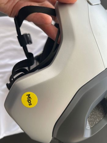 Used POC Axion 2024 bike — image 3 of 7