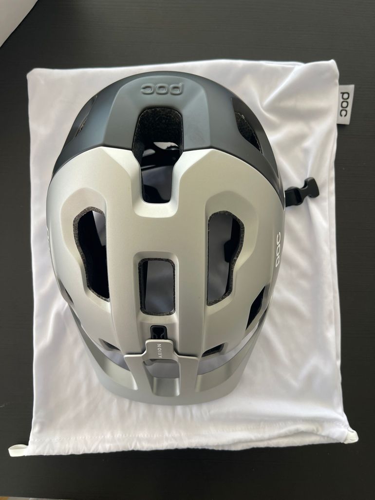 Used POC Axion 2024 bike — image 4 of 7