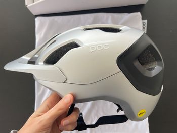 Used POC Axion 2024 bike — image 5 of 7