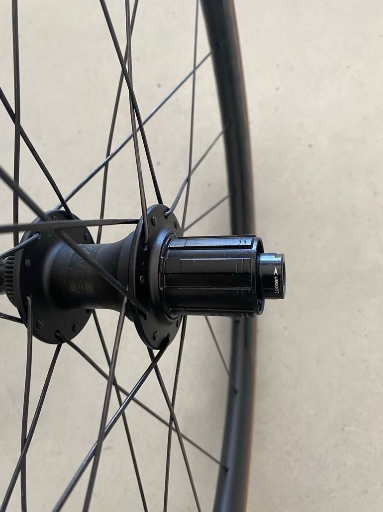 Used Bontrager Aeolus Elite 35 2025 bike — image 3 of 4