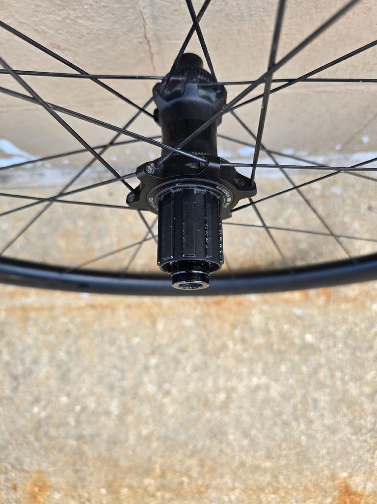 Used Bontrager Aeolus Pro 3V 2022 bike — image 7 of 9