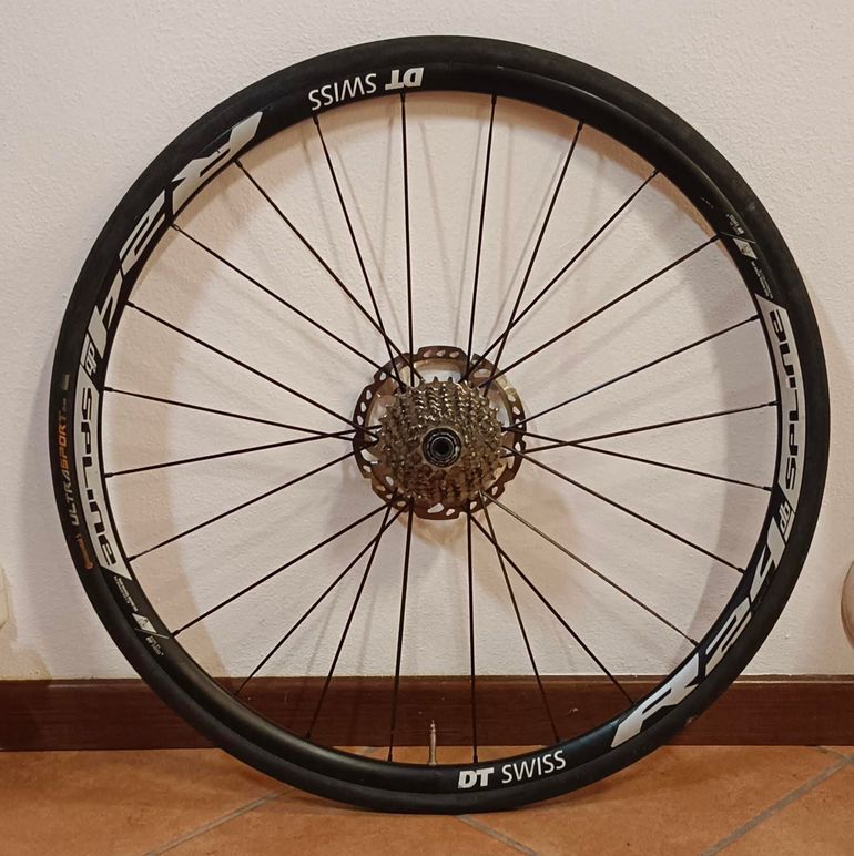 Brugt Dt Swiss R24 db Spline bike — billede 4 af 4