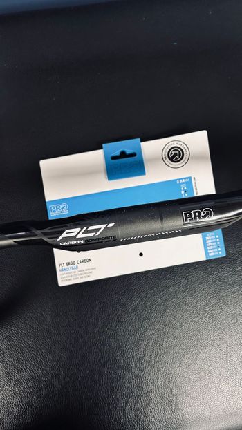 Używany Pro Plt Ergo Carbon 420 2024 Cockpit