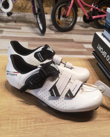 Used Vittoria Hera MTB bike — image 2 of 3