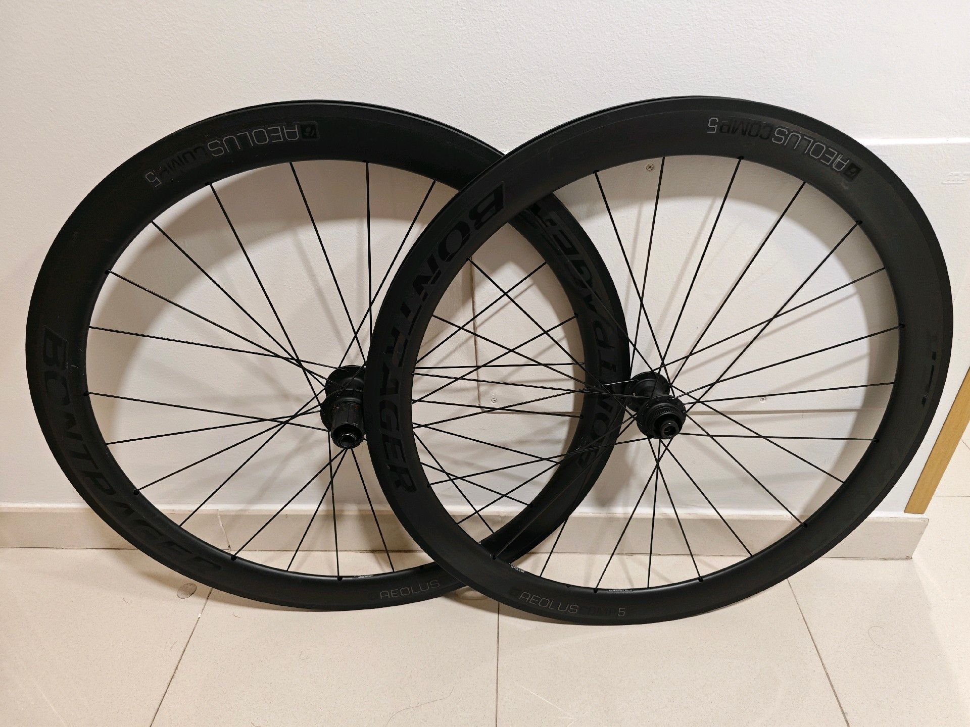 Bontrager aeolus comp 5 disc wheelset on sale