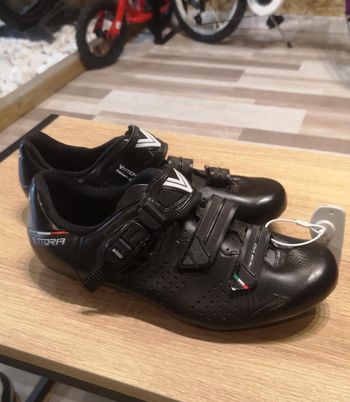 Used Vittoria Hera Carretera bike — image 2 of 3