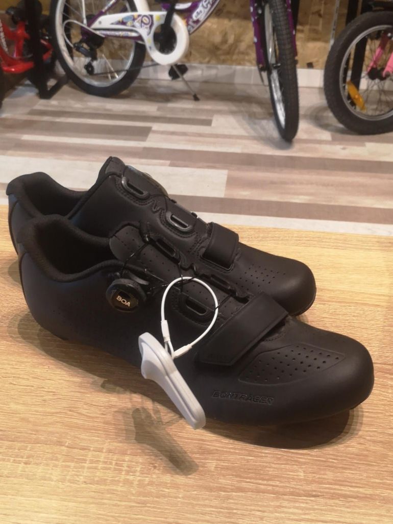 Used Bontrager Velocis bike — image 2 of 3