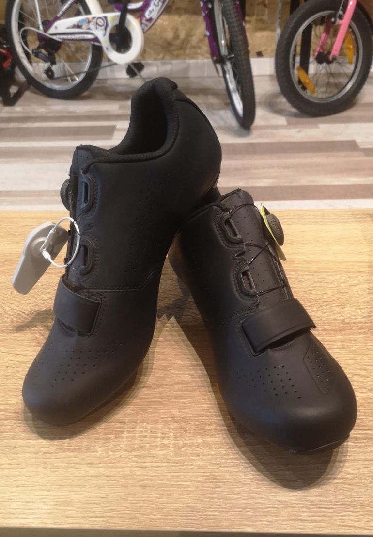 Used Bontrager Velocis bike — image 1 of 3