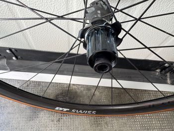 Used Dt Swiss 1400 SPLINE DISC 2022 bike — image 3 of 6