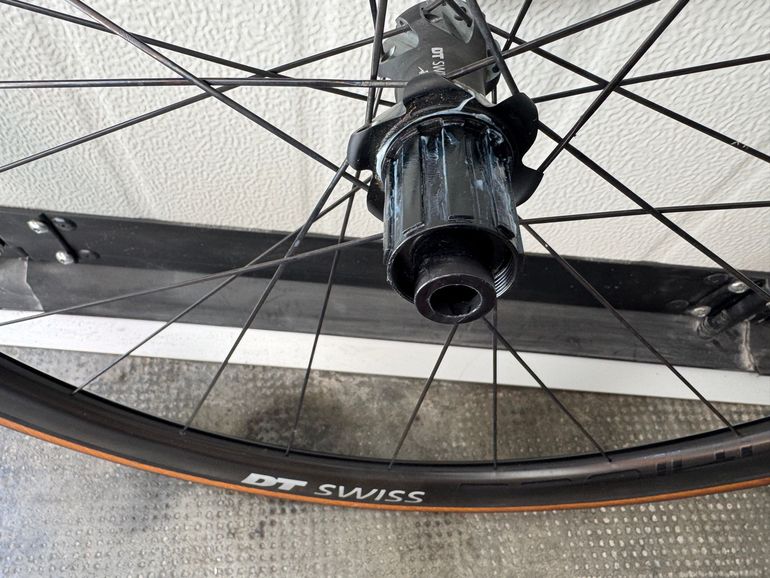 Used Dt Swiss 1400 SPLINE DISC 2022 bike — image 3 of 6